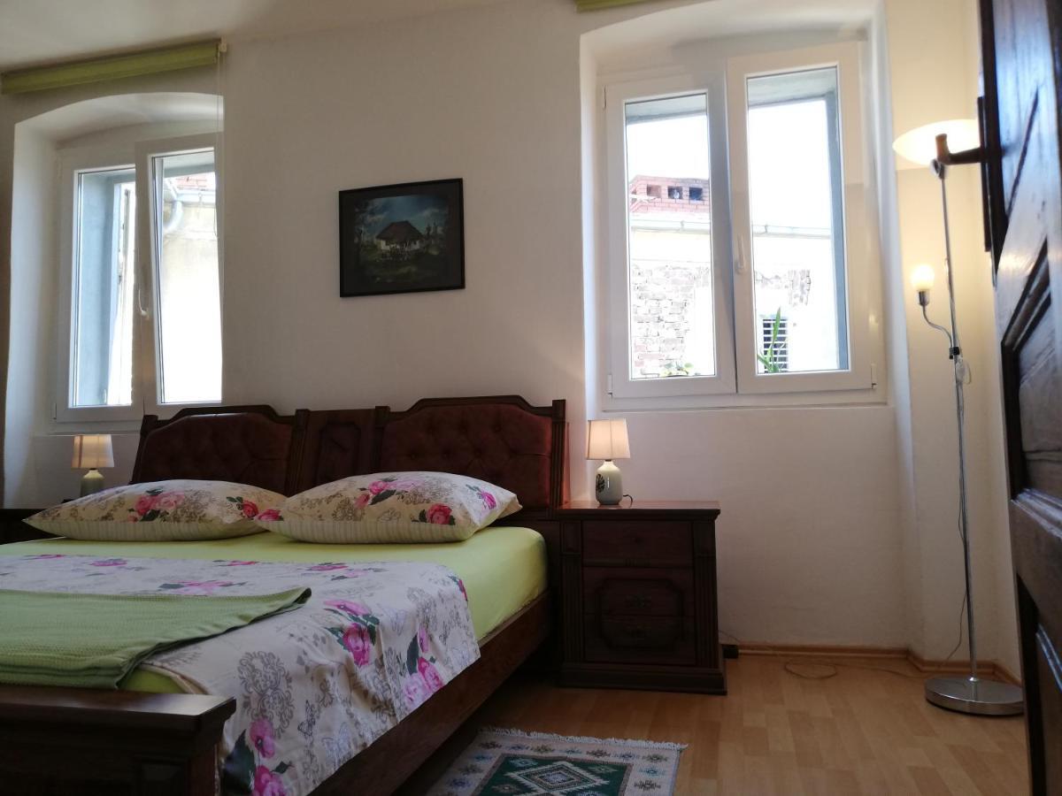 Apartment R&M Pula Bagian luar foto